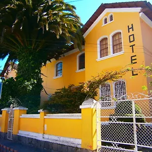 the-yellow-house.hotelsquito.com/
